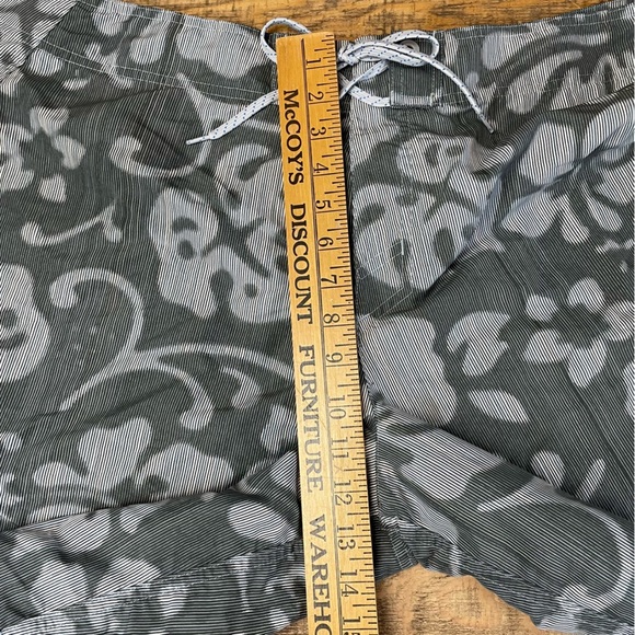 Columbia Mens Size 38 PFG Offshore Board Shorts UPF 50 Omni Shade Blue Gray New - Picture 7 of 10